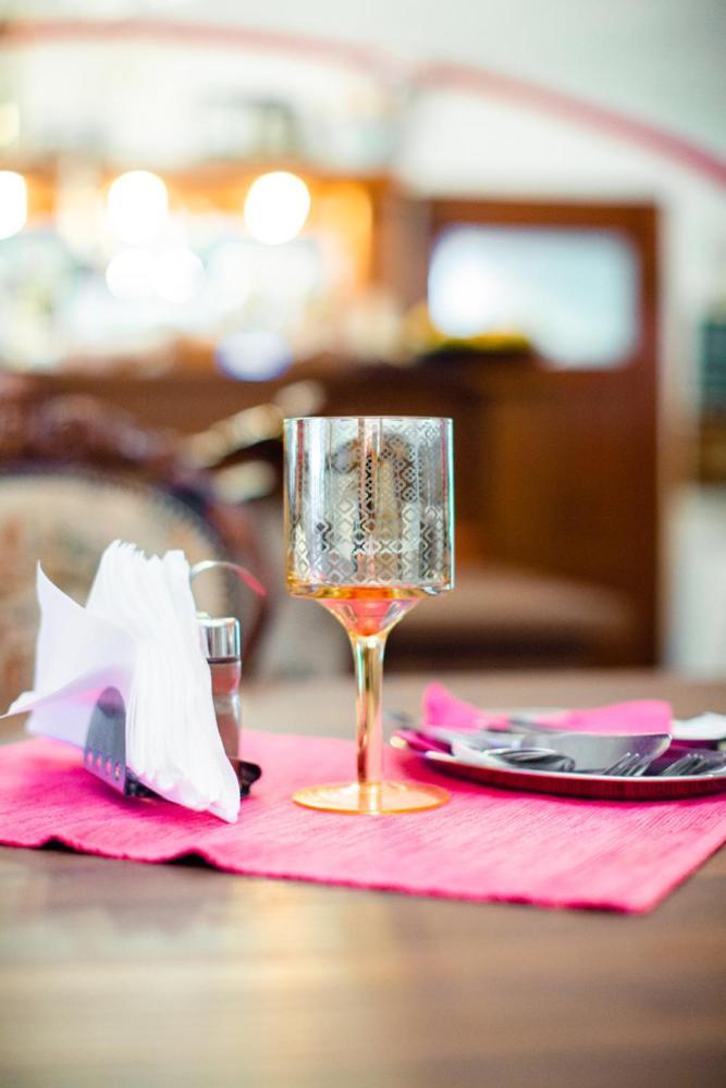 Hotel Krivan Kysucke Nove Mesto Екстер'єр фото